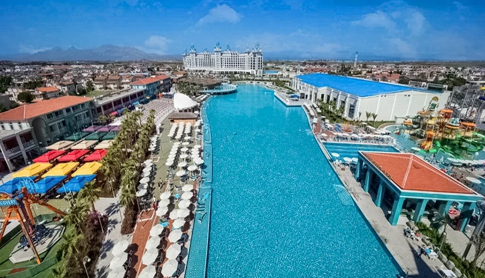 هتل گرانادا لاکچری بلک آنتالیا